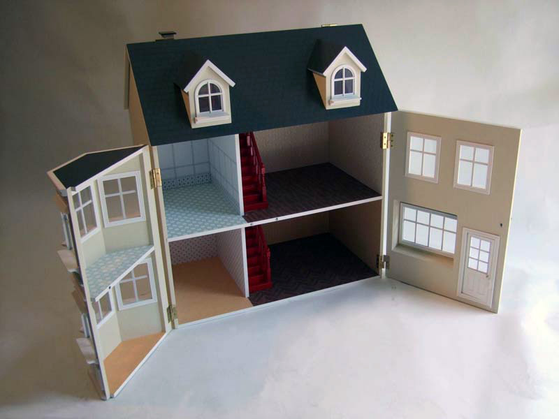 casa muñecas madera 66x60x46 (38eu.) 1u